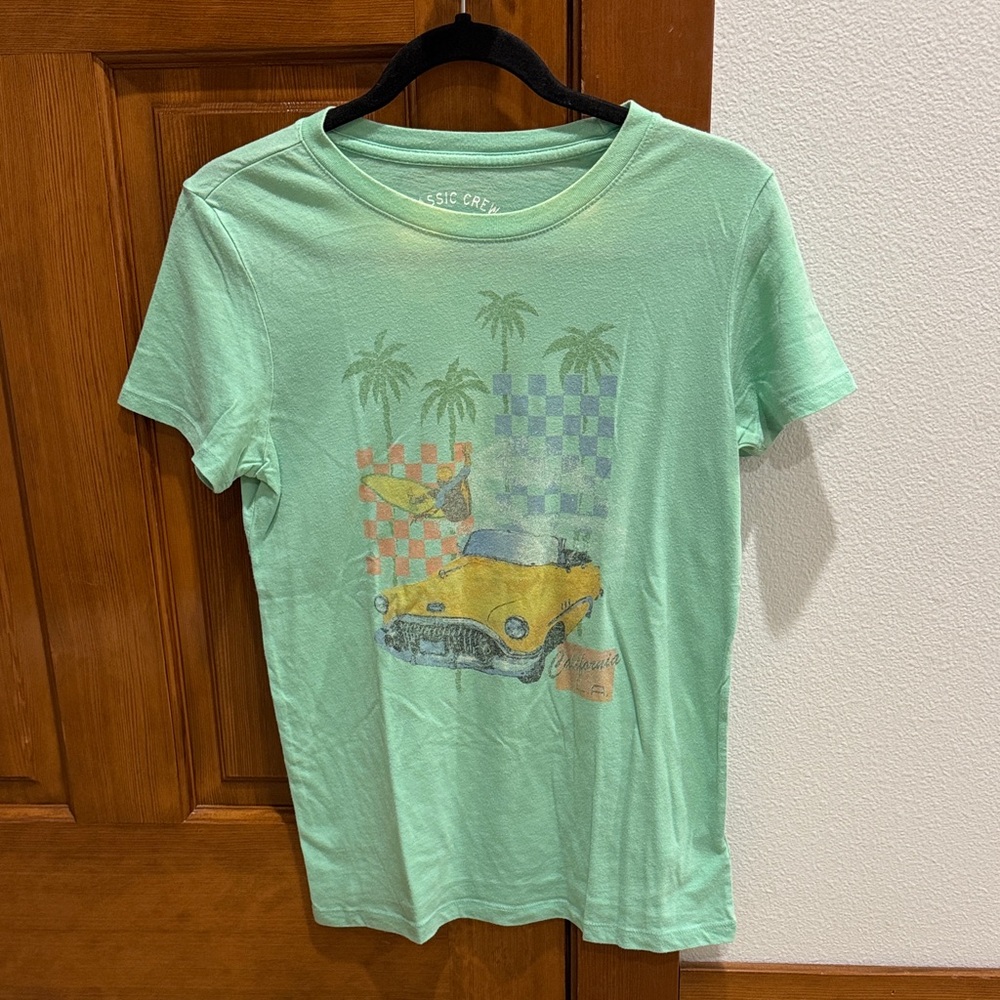 Aeropostale Mint Green Tee with Car and Palm Print